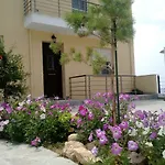 Above The Sea Apartment Skála Marión