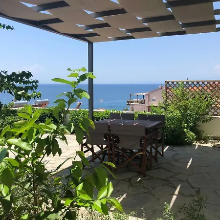 Lägenhet Above The Sea *