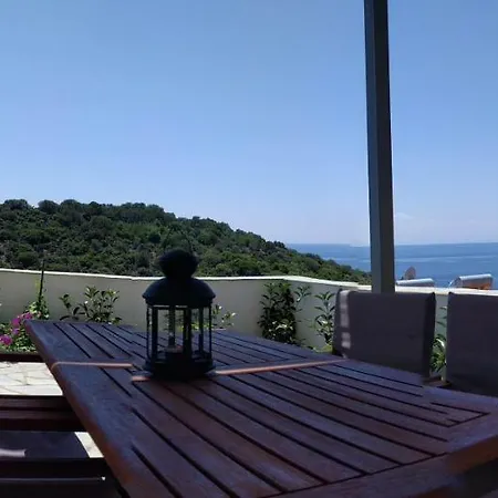 Lägenhet Above The Sea *