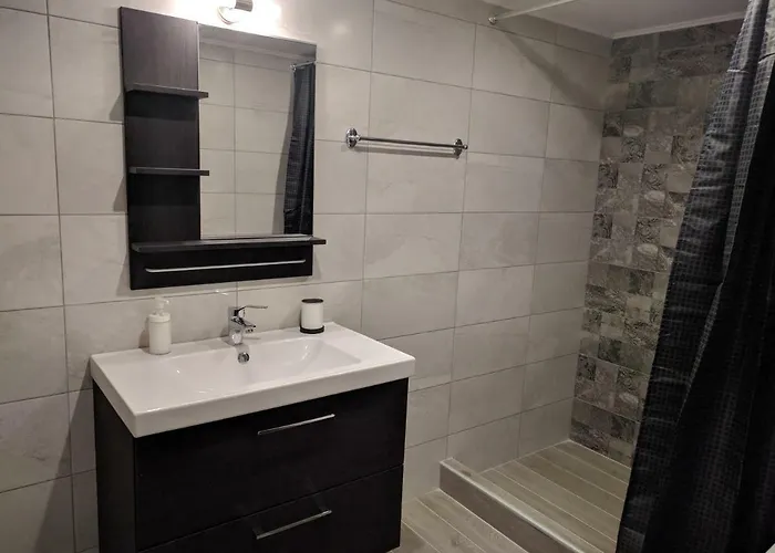 Above The Sea Skála Marión