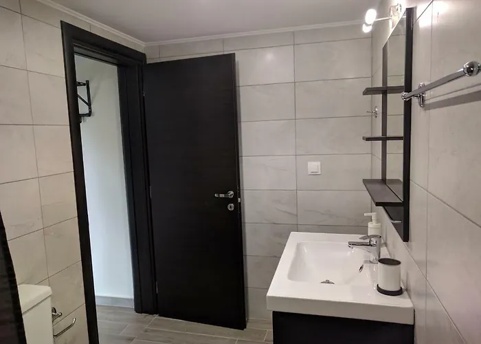 Apartment Above The Sea