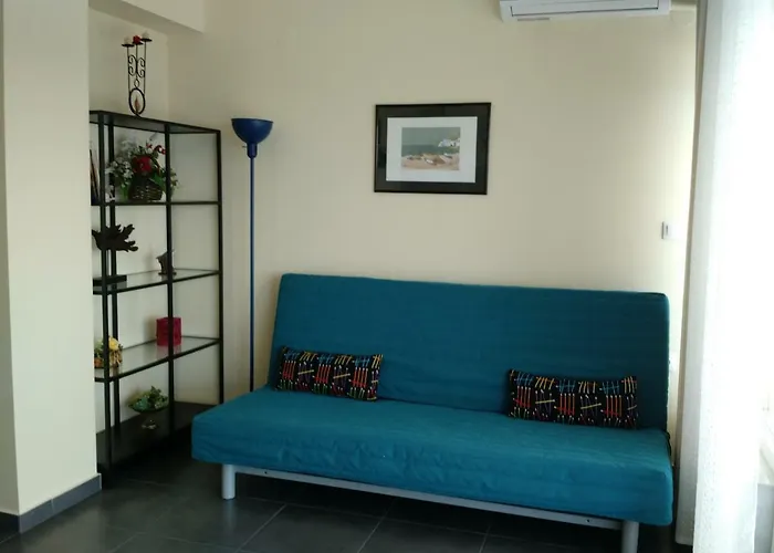 Above The Sea Skála Marión