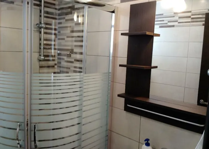 Apartment Above The Sea *